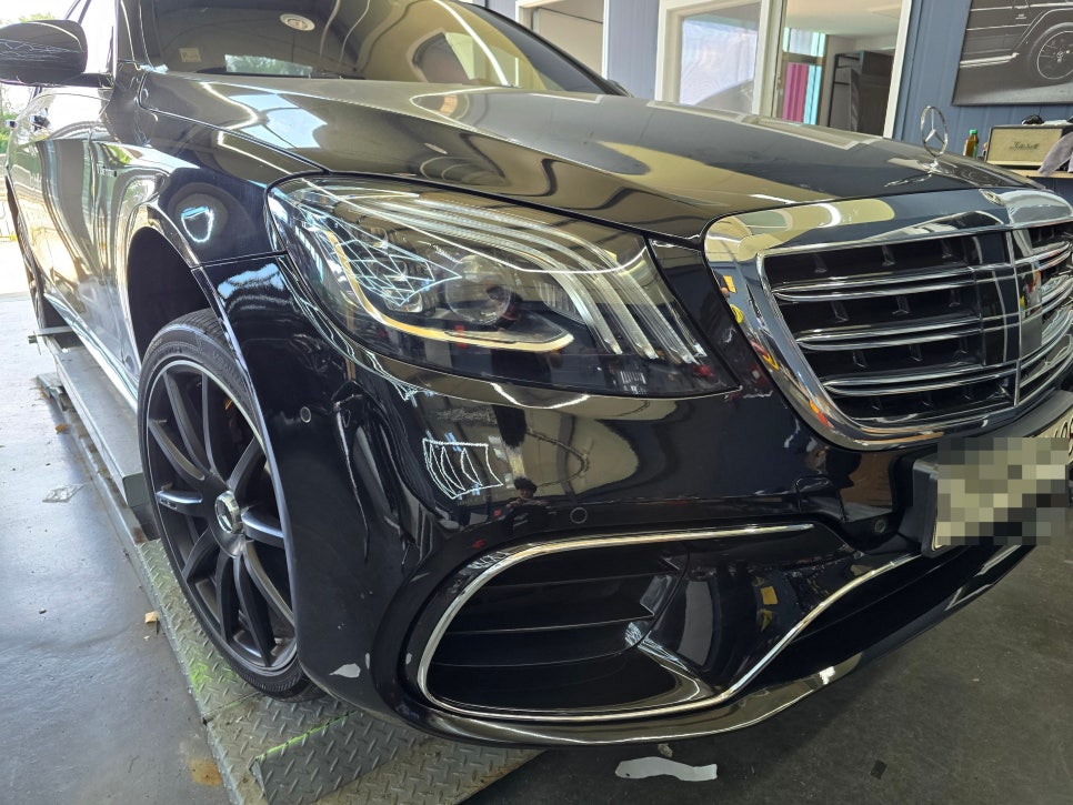 벤츠 s63 프론트 바디킷 차량 사고수리 " 파손된 전면부 깔끔하게 복원하기 "