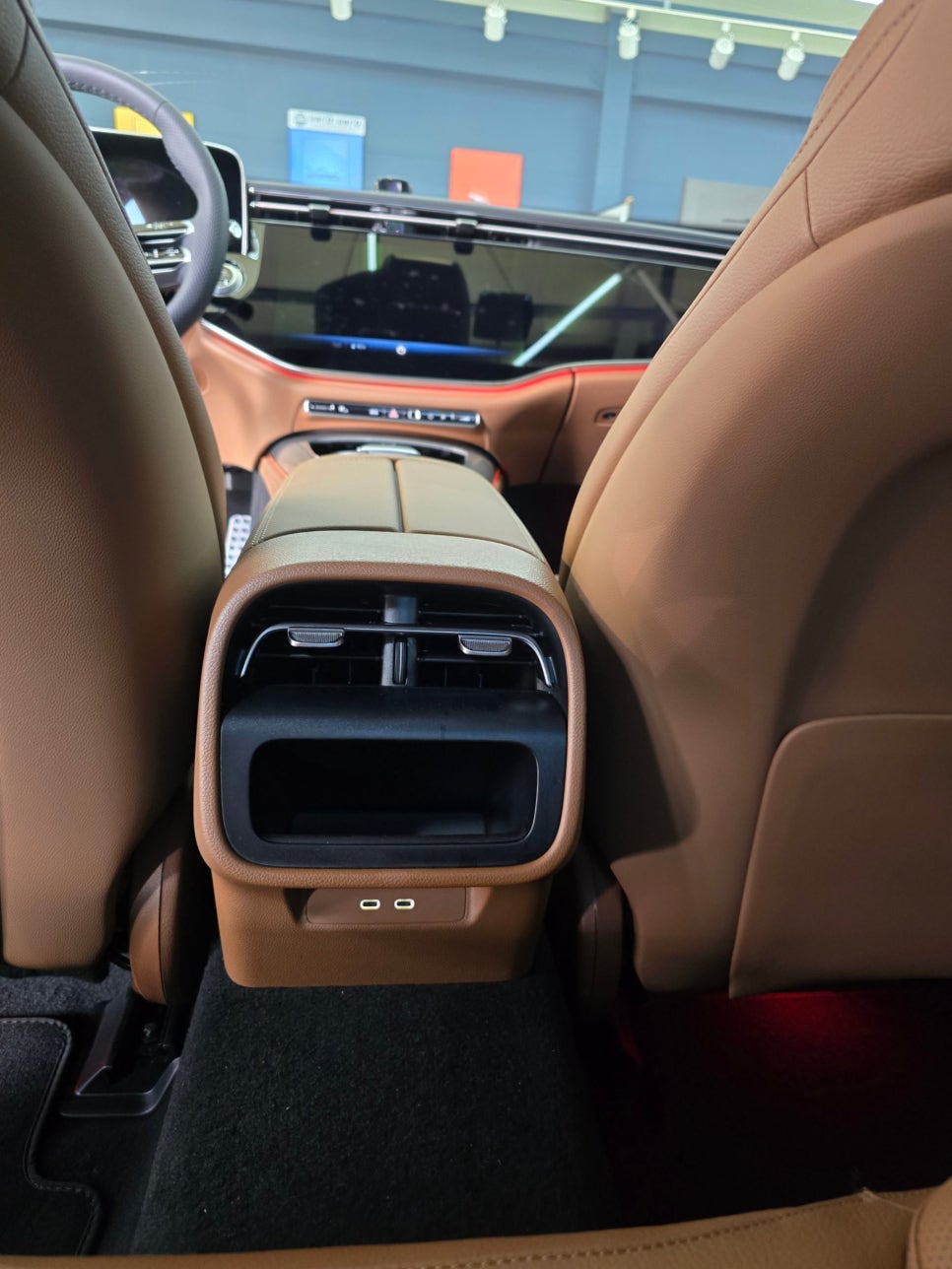 벤츠 W214 e300 - 4d 부메스터, 2열 공조 컨트롤러 " 실내가 달라졌다 !! "