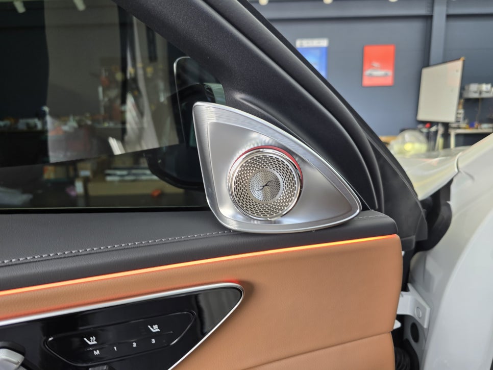 벤츠 W214 e300 - 4d 부메스터, 2열 공조 컨트롤러 " 실내가 달라졌다 !! "