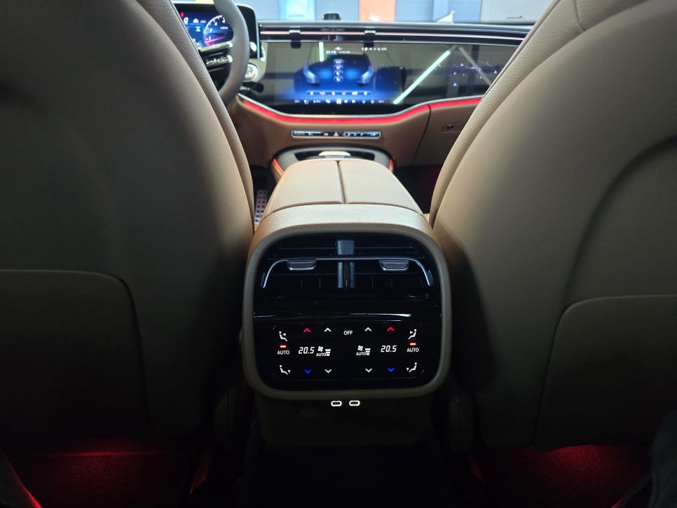 벤츠 W214 e300 - 4d 부메스터, 2열 공조 컨트롤러 " 실내가 달라졌다 !! "