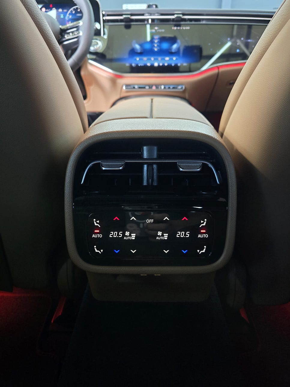 벤츠 W214 e300 - 4d 부메스터, 2열 공조 컨트롤러 " 실내가 달라졌다 !! "