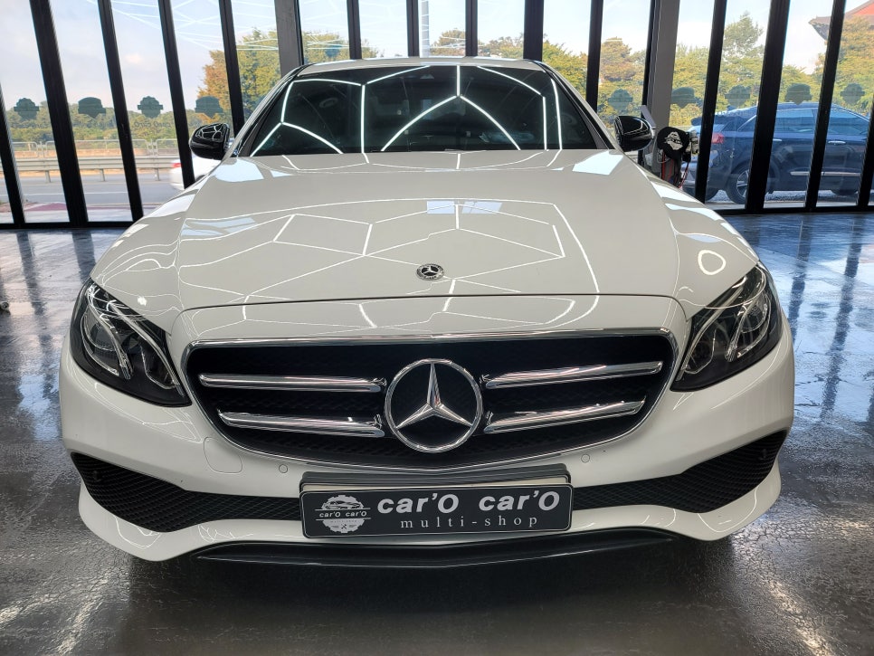 벤츠20년식 E250 - 통풍시트 & 송풍구엠비언트/3D부메스터 교체로 실내 인테리어 완성 !!! 풀 서비스 제공까지 ~~