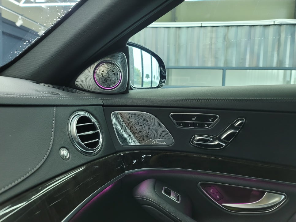 벤츠레트로핏 - S350 하이클라스 부메스터 & 7색엠비언트
