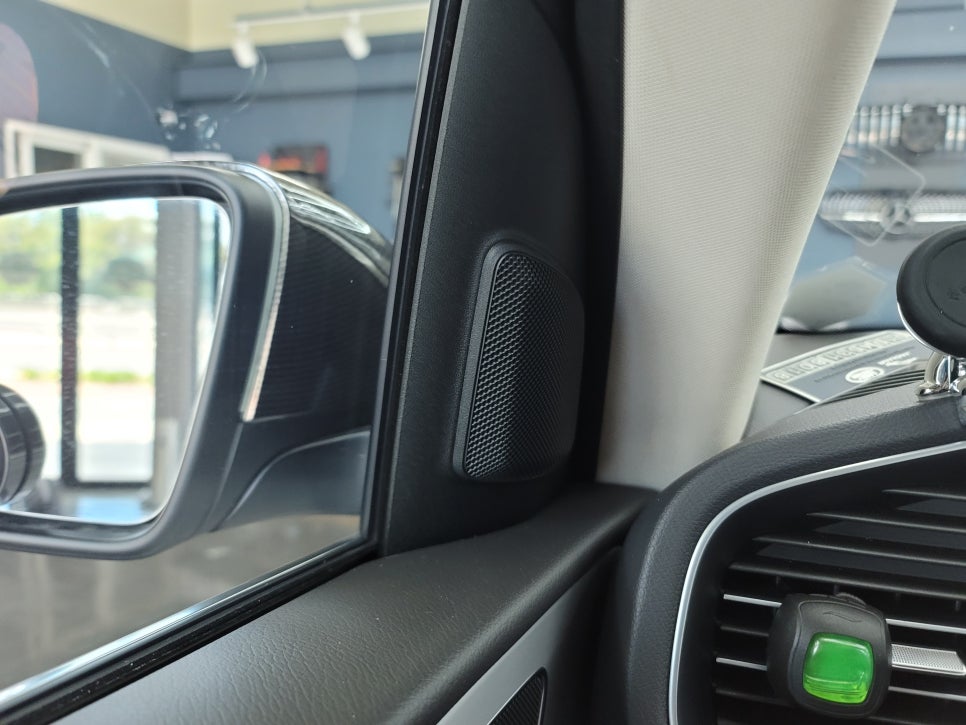 벤츠 GLE300d 부메스터 & 순정엠비언트