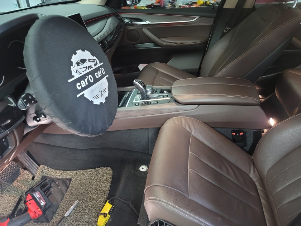 광주 > BMW. X5 - 디지털 9단 통풍시트 "통풍시트맛집 !! 모든 수입 , 국산 차량 시공 가능해요 !! "