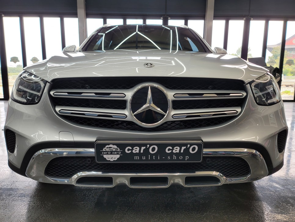 벤츠 GLC 300 - 3D부메스터 & 순정 64색 엠비언트 " 오디오의 품격을 높이다 "