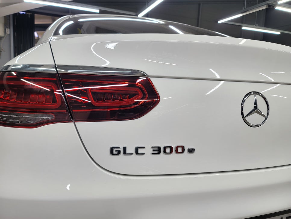 벤츠레트로핏 카오카오 > GLC 300e 쿠페 - 어라운드뷰 & 세로그릴 / 송풍구엠비언트