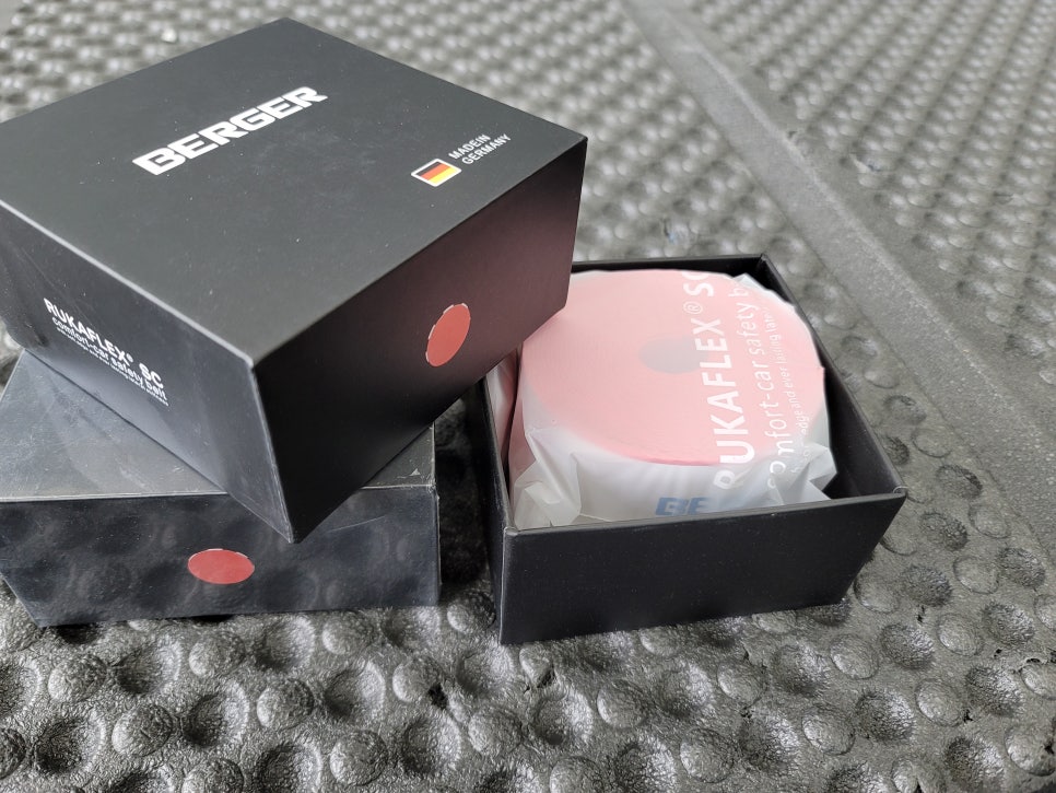 벤츠CLS400D 컬러안전벨트 " 빨간맛 ~ 1열 레드컬러 "