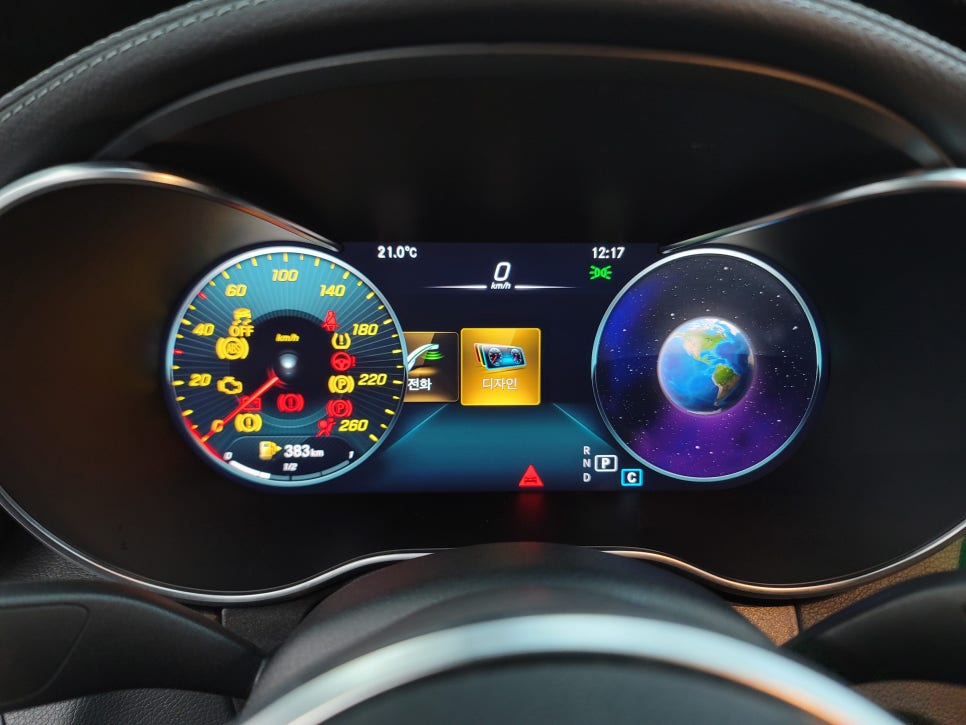 벤츠C220d 익스클루시브- 디지털콕핏