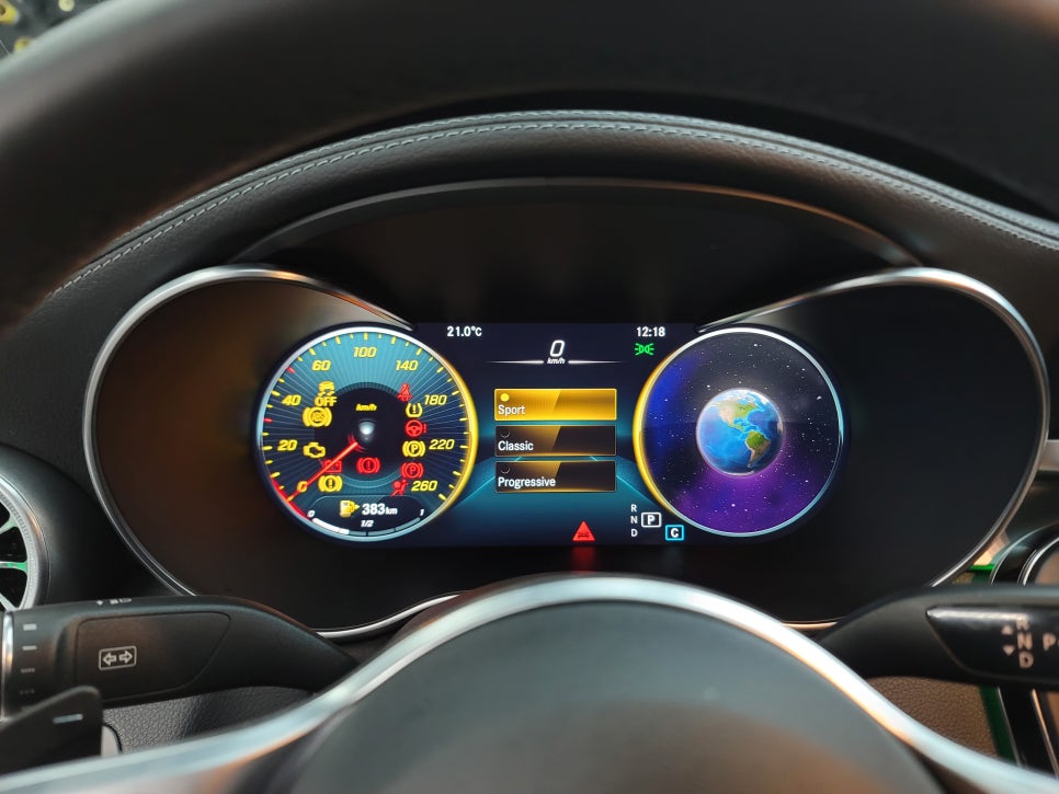 벤츠C220d 익스클루시브- 디지털콕핏