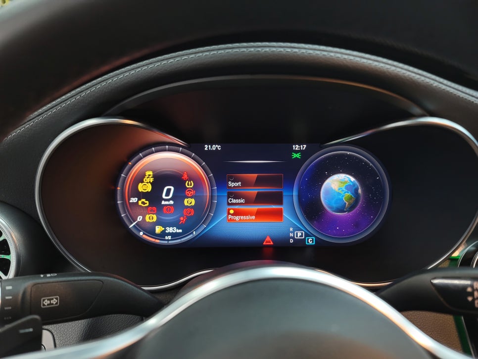 벤츠C220d 익스클루시브- 디지털콕핏