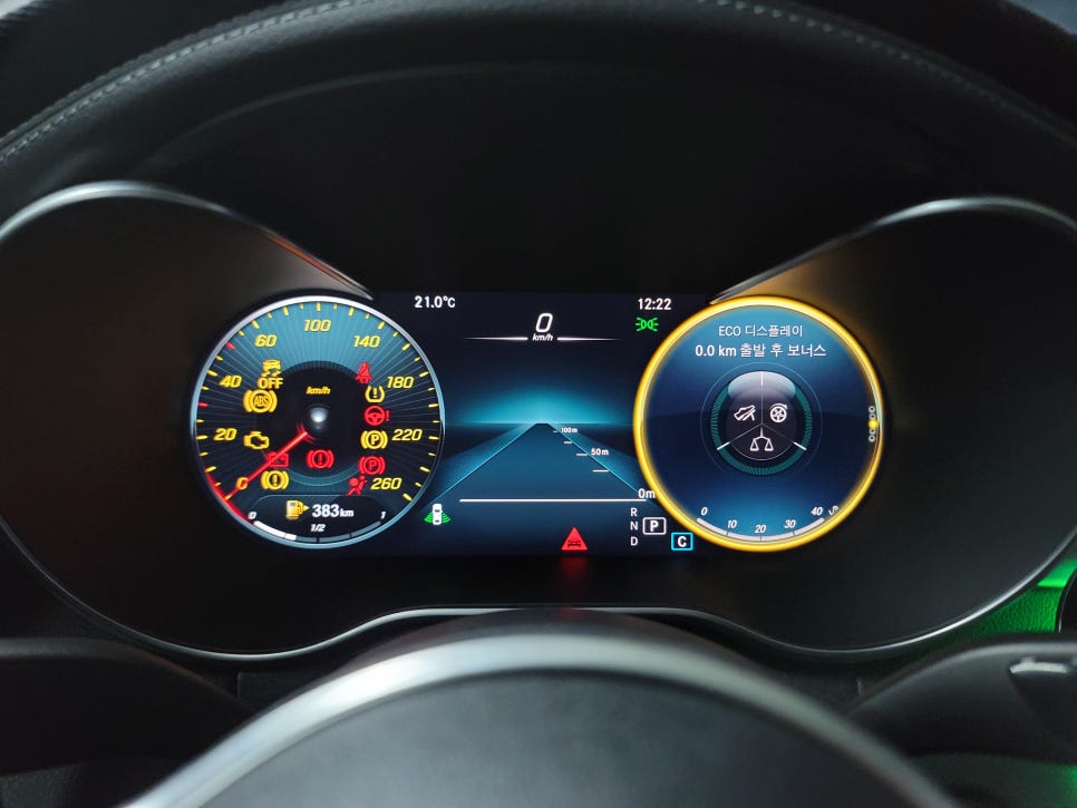 벤츠C220d 익스클루시브- 디지털콕핏