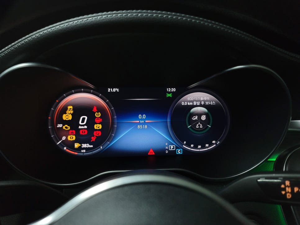 벤츠C220d 익스클루시브- 디지털콕핏