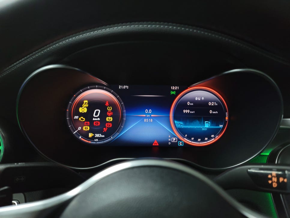 벤츠C220d 익스클루시브- 디지털콕핏