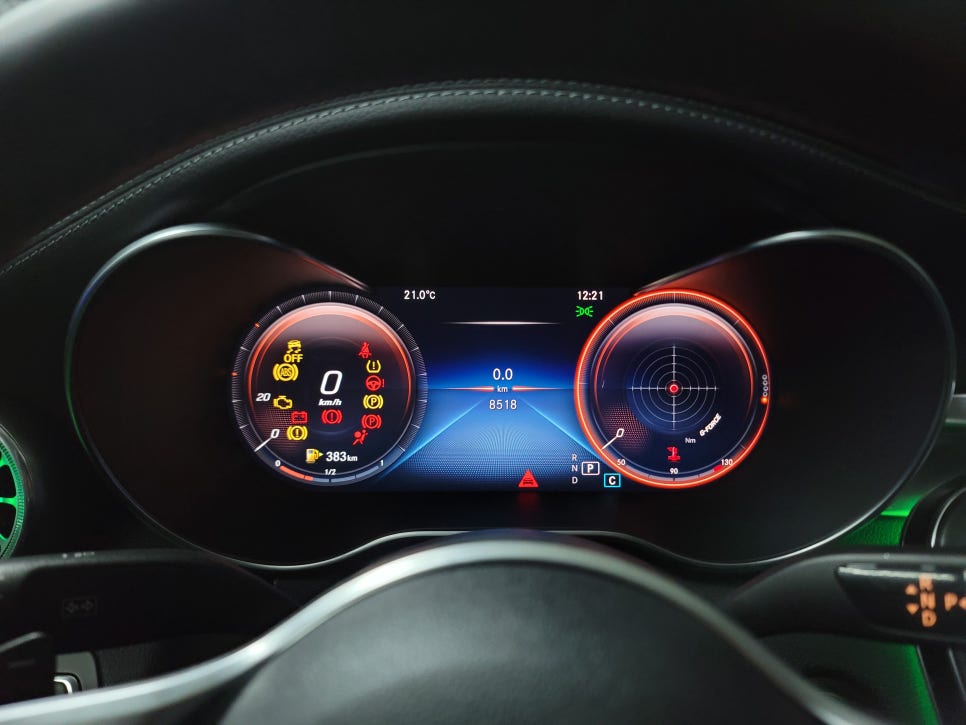 벤츠C220d 익스클루시브- 디지털콕핏