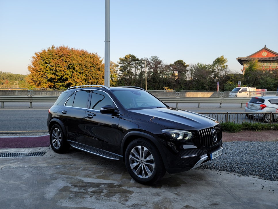 벤츠 GLE300d - 세로그릴 & 광각미러