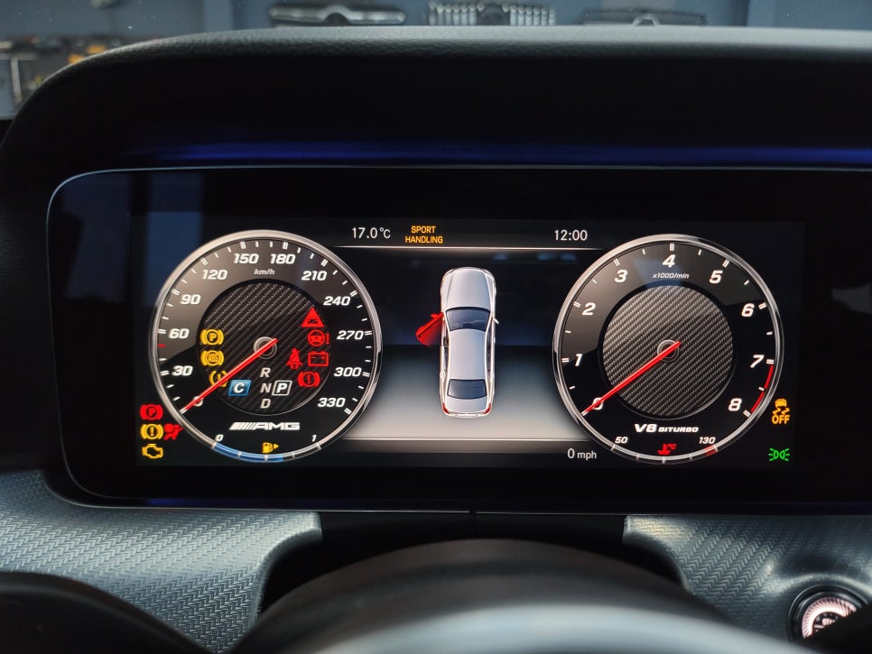 벤츠E250 - 와이드콕핏, 팬2 ,감성마력 AMG 프로그래밍까지 그리고 송풍구 엠비언트