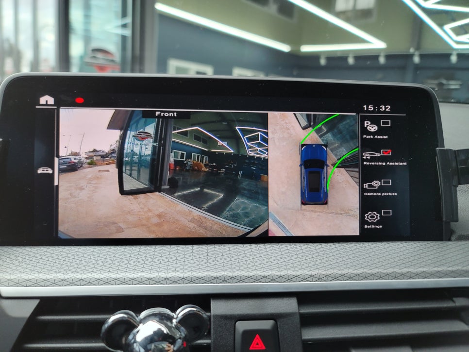 카오카오 > BMW x3 ㅡ 어라운드 뷰 ' super-view 3D 플러스 뷰 '