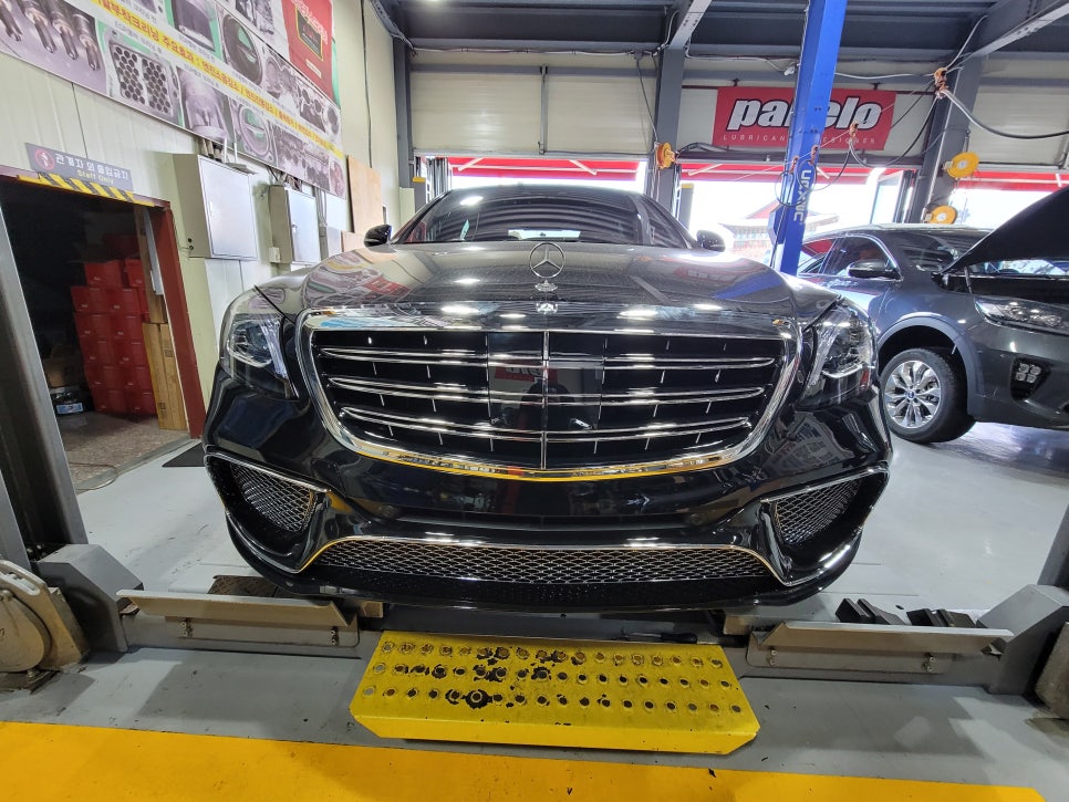 벤츠 W222 S500 전면 후기형 S65amg 컨버전 - 신형 65amg라이트 & 65amg 그릴 시공