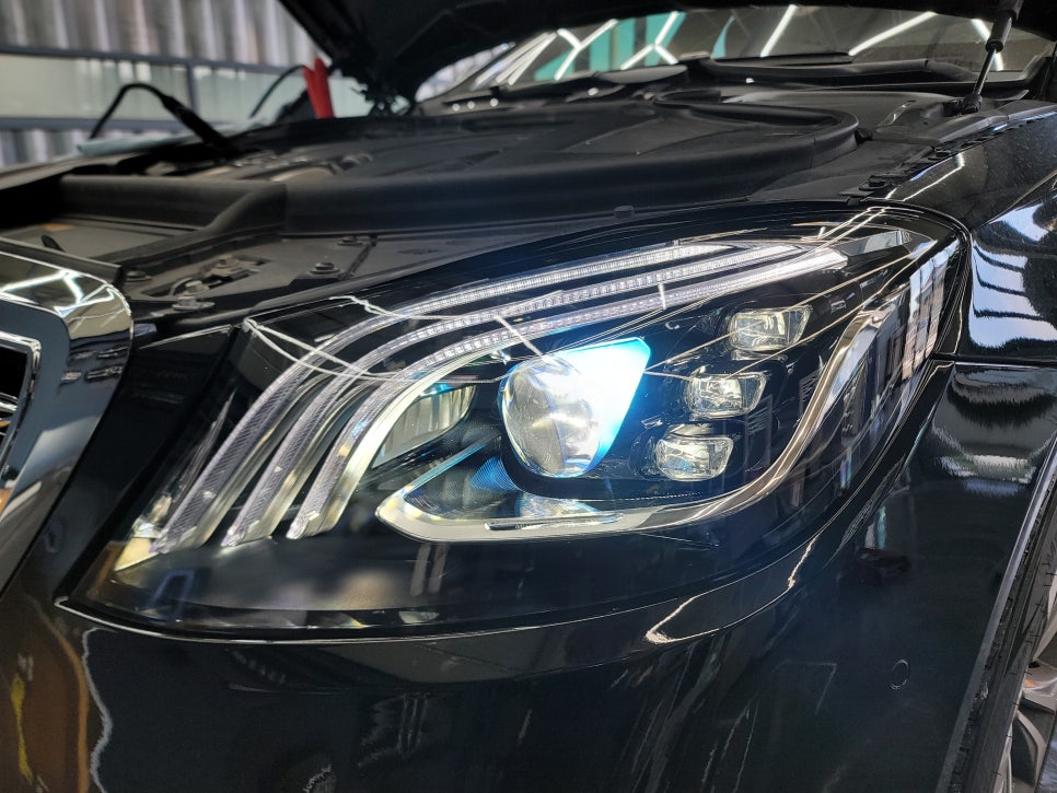 벤츠 W222 S500 전면 후기형 S65amg 컨버전 - 신형 65amg라이트 & 65amg 그릴 시공