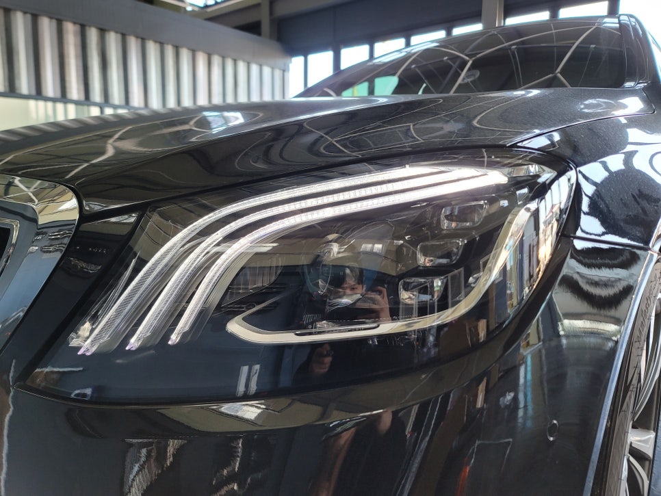 벤츠 W222 S500 전면 후기형 S65amg 컨버전 - 신형 65amg라이트 & 65amg 그릴 시공