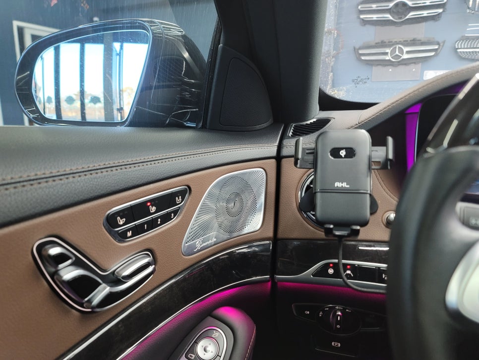카오카오 > 벤츠S400d - 하이클라스 3D 부메스터 & 광각미러 시공