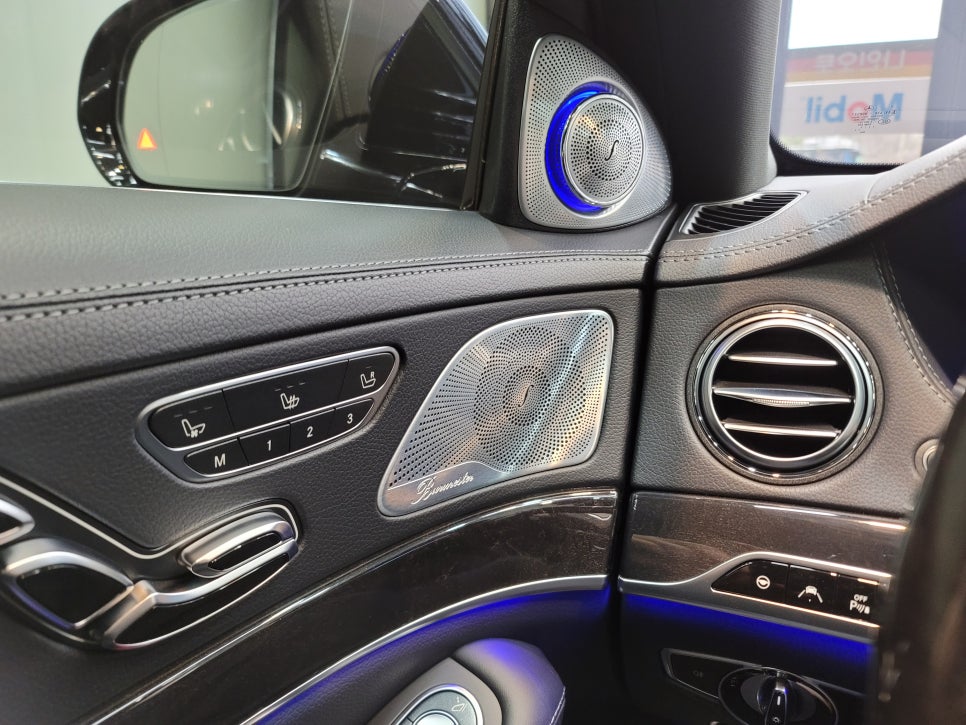 벤츠 W222 S500 - 3D 부메스터 & 순정 7색 엠비언트