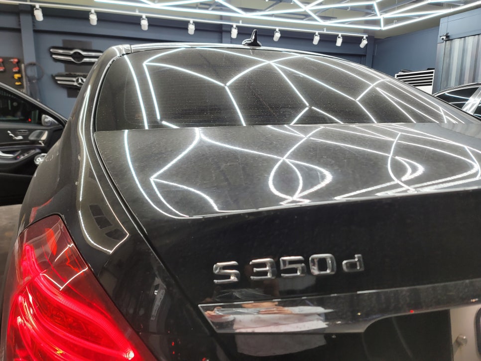 벤츠 S350d - 3D부메스터 & 7색 엠비언트 / m2c 200a 플러스