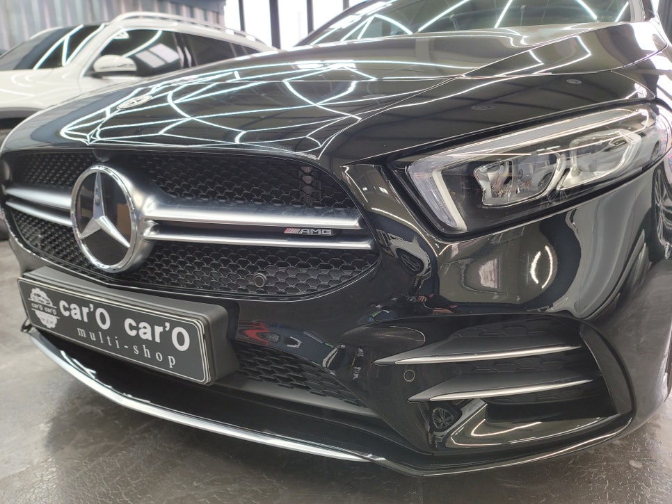 벤츠 A35amg - 세로그릴 교체 및 AMG 로고 추가