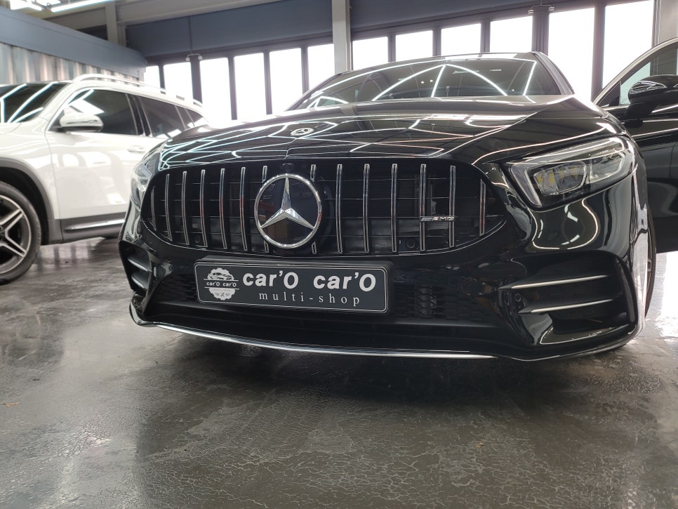 벤츠 A35amg - 세로그릴 교체 및 AMG 로고 추가