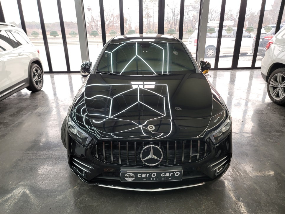 벤츠 A35amg - 세로그릴 교체 및 AMG 로고 추가