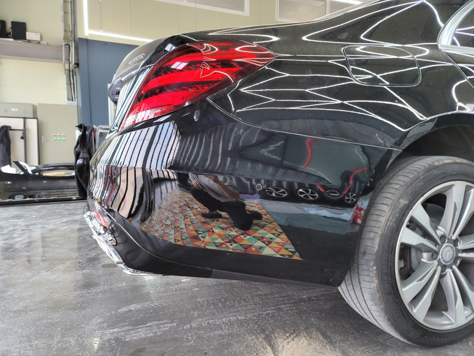 벤츠S500전기형-후기형 S65AMG 풀바디킷 컨버전