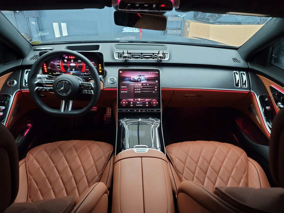 벤츠 S400d - 액티브 엠비언트 & 4D 부메스터 시공