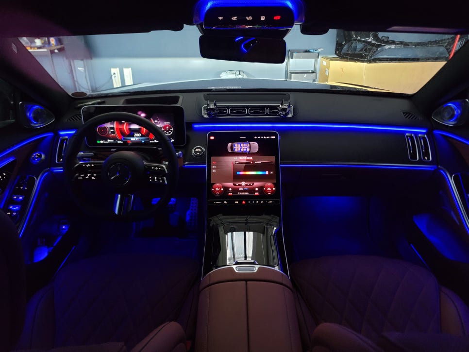벤츠 S400d - 액티브 엠비언트 & 4D 부메스터 시공