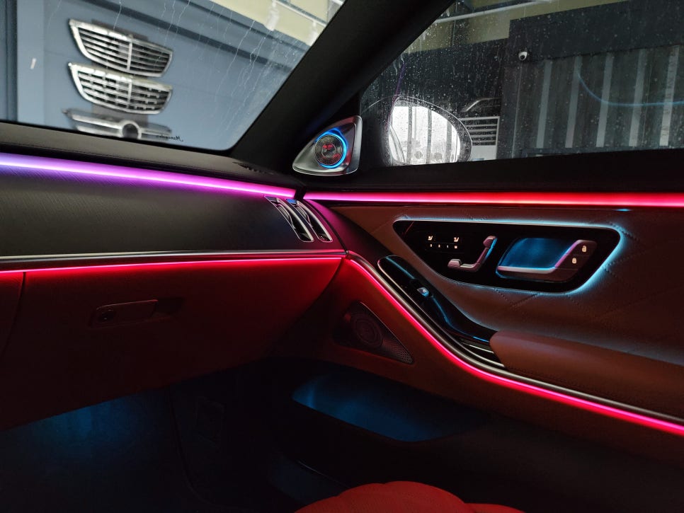 벤츠 S400d - 액티브 엠비언트 & 4D 부메스터 시공
