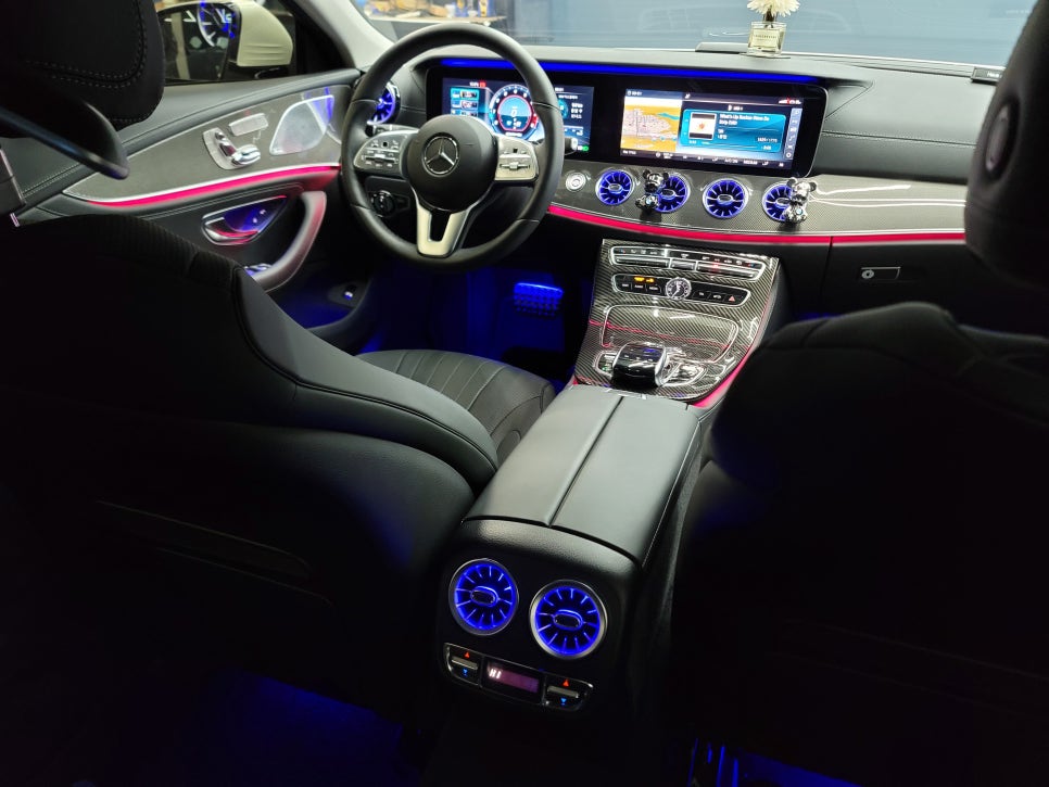 카오카오 > 벤츠CLS400d - 2열 송풍구 엠비언트/ AMG 프로그래밍 & 생활코딩