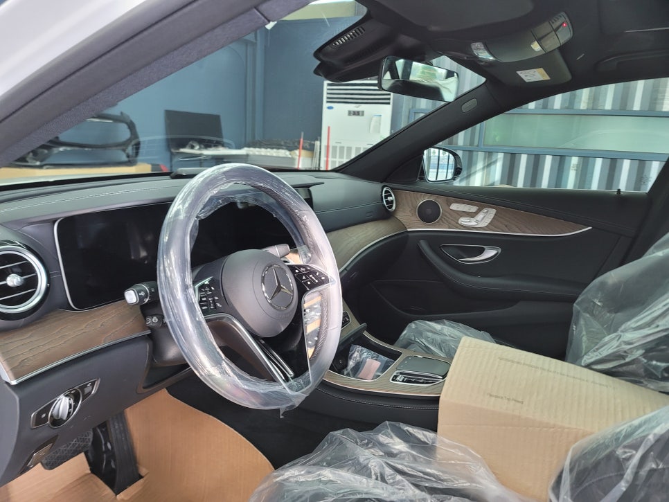 W213 e350 - ' 신차출고 ' 3D부메스터 & 미드레인지 커버