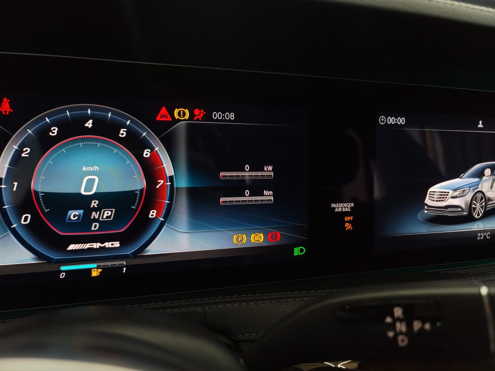 벤츠 S500- 디지털 계기판 AMG 프로그래밍으로 감성마력 충전