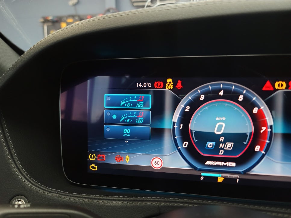 벤츠 S500- 디지털 계기판 AMG 프로그래밍으로 감성마력 충전