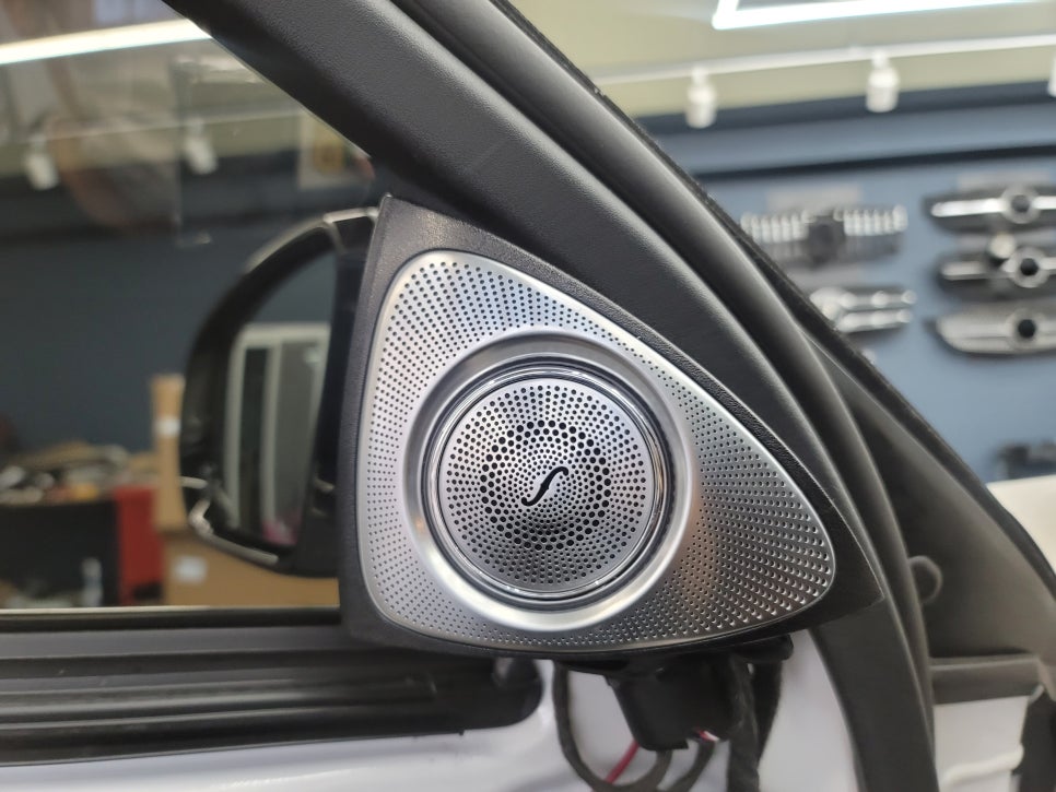 벤츠E220d - 하이클라스 3D부메스터