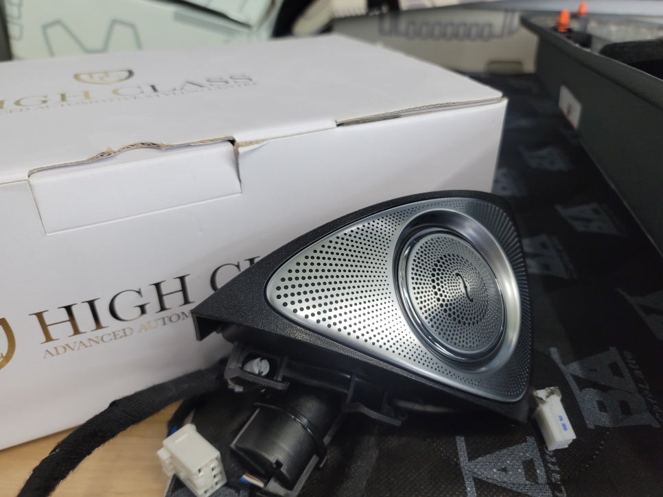 벤츠E220d - 하이클라스 3D부메스터