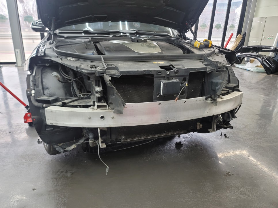 벤츠S350 - 사고로 인한 컨버전 65amg 전면 교체 !!!