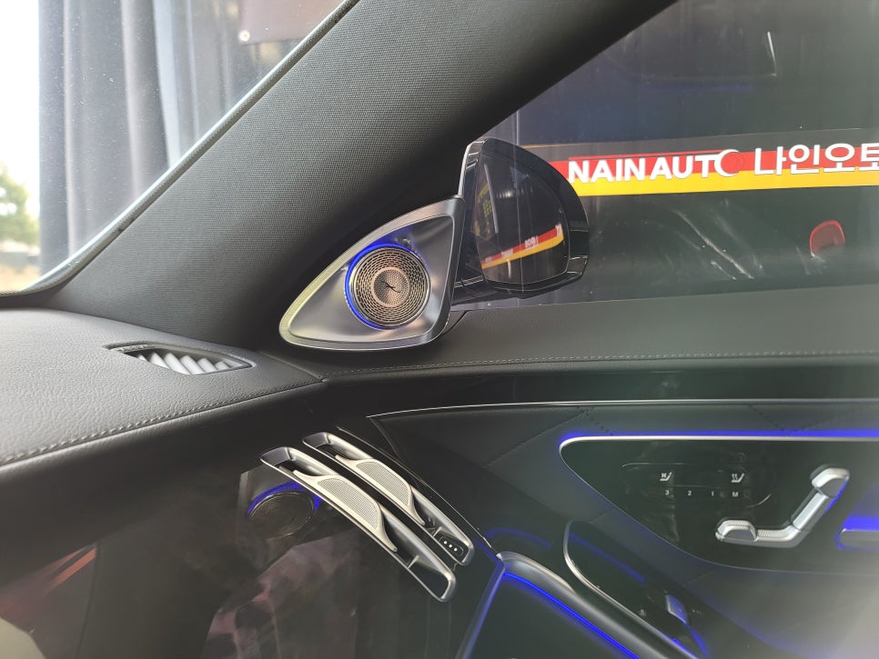 벤츠S500 - 4D 부메스터 " 벤츠 순정4D + 카비우스 모듈 "