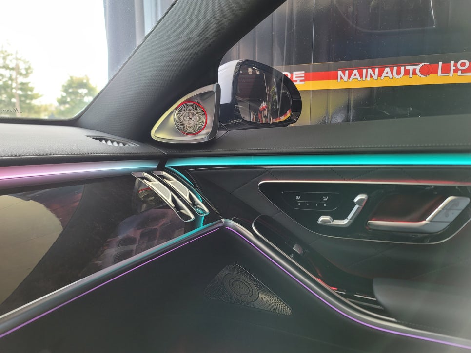 벤츠S500 - 4D 부메스터 " 벤츠 순정4D + 카비우스 모듈 "