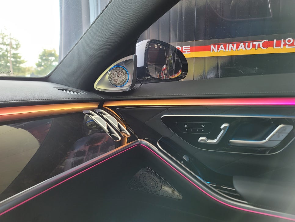 벤츠S500 - 4D 부메스터 " 벤츠 순정4D + 카비우스 모듈 "