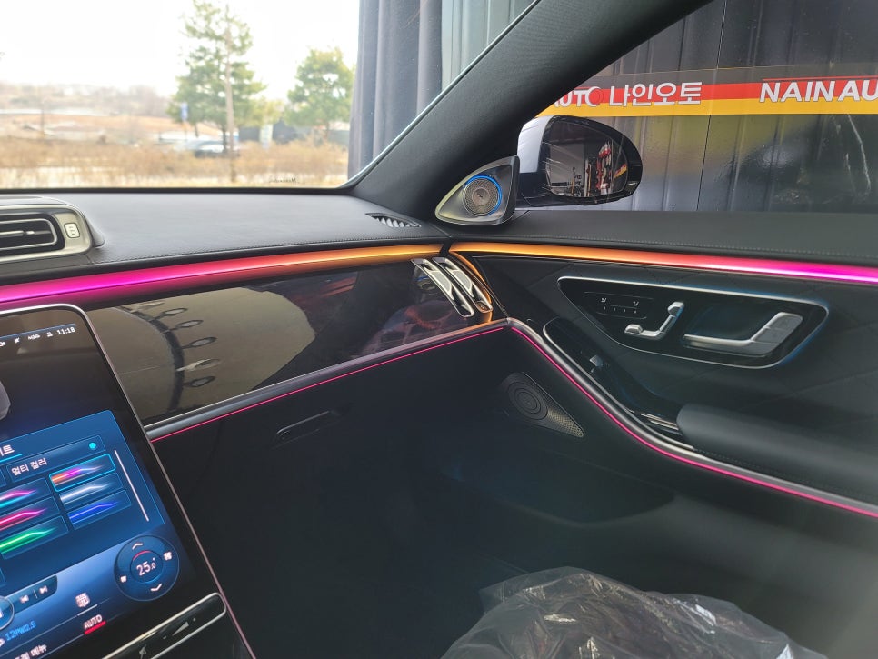벤츠S500 - 4D 부메스터 " 벤츠 순정4D + 카비우스 모듈 "