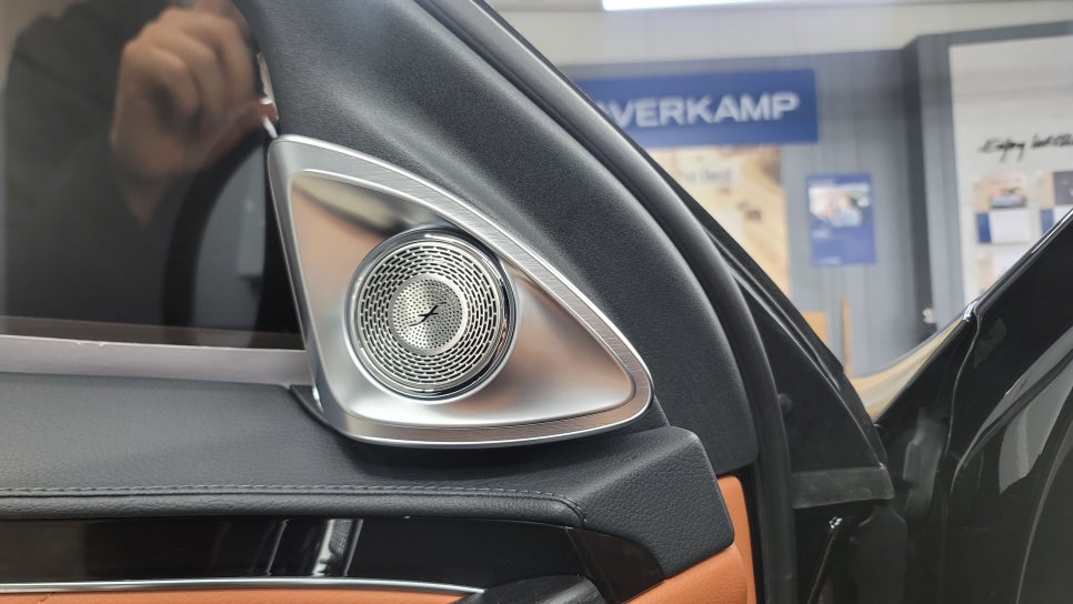 벤츠 S400d - 4D부메스터 ' 벤츠 순정 + 카비우스 모듈 '