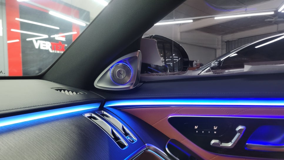 벤츠 S400d - 4D부메스터 ' 벤츠 순정 + 카비우스 모듈 '