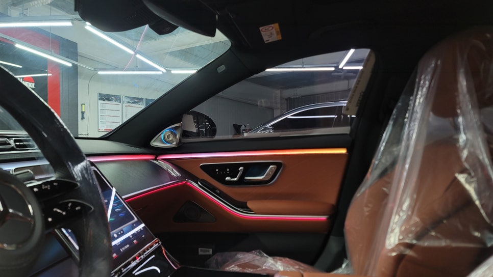 벤츠 S400d - 4D부메스터 ' 벤츠 순정 + 카비우스 모듈 '