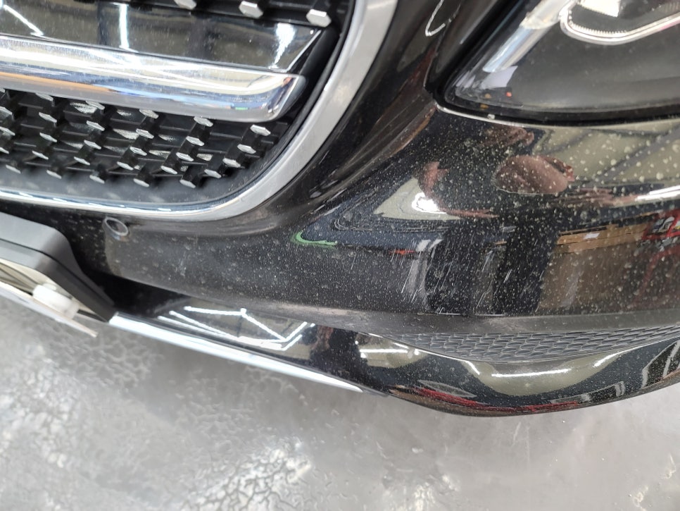벤츠 W213 E250 - 사고인한 범퍼 교체 / E43amg 프론트 범퍼 및 순정파츠( 애프터 프론트 범퍼 + 순정파츠의 조합 )